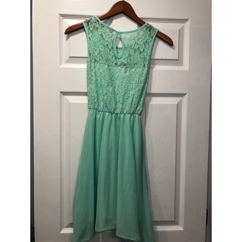 👗Dress👗 - Picture 2 of 2